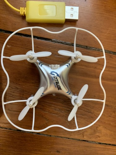 DRONE GPTOYS NANO QUADCOPTER DRONE F8 2.4ghz transmission COOL TOY - Afbeelding 2 van 9