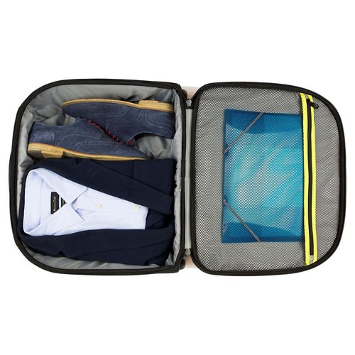 TARGUS TCG717 City Gear 17.3" Inch Laptop Roller Case Overnight Bag Wheels Black - Picture 3 of 4