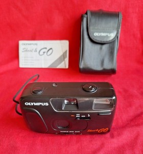 Olympus Shoot & Go Compact 35mm point & shoot Camera, Black, Instructions, Case