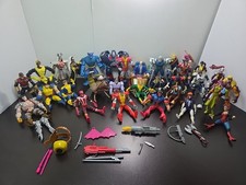 VINTAGE Lot Of 31 Marvel Toy biz X-men Figures 1993-1997 Some Accessories