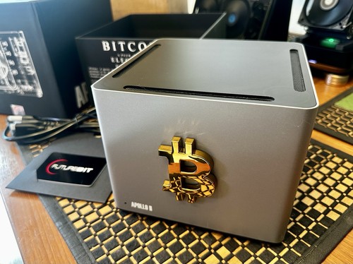 FutureBit Apollo II Full Node 2 TB SSD ASIC Bitcoin Miner Original packaging