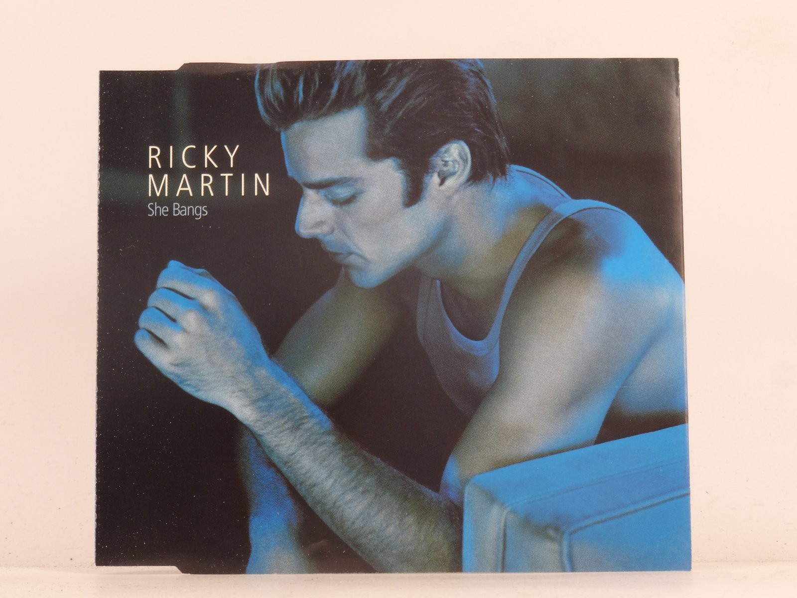 RICKY MARTIN SHE BANGS (G41) 3 Track CD Single including Picture Sleeve COLUMBIA