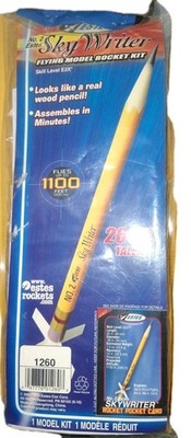 Estes Screamin' Mimi Supersonic Whistles Flying Model Rocket Kit #2185 -Sealed