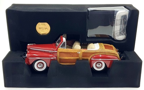 Road Signature 1/18 Scale Diecast 20048 - 1946 Ford Sportsman - Red - Picture 4 of 5