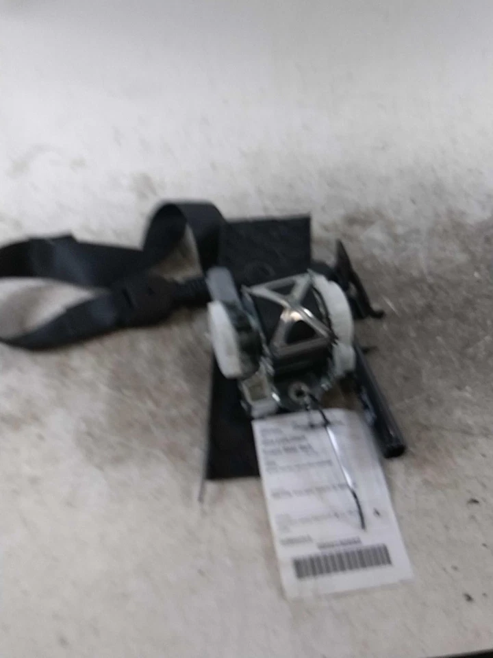 2018 Ford Explorer OEM Blue Seat Belt Driver Buckle 53K Miles FB5Z7861203AA - Image 3 of 4