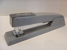 Vintage Swingline 747 Metal Gray Stapler Model 94-41 Desktop Top Load USA Made