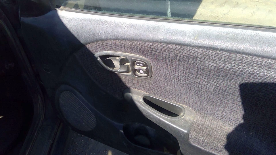 Panel de moldura de puerta interior delantero derecho pasajero Saturn Sl2 2000-2002 solo OEM negro Foto 4 de 4