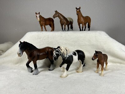 Lot De 9 Chevaux Schleich - Figurines Animalières D'occasion, Parfaites Pour Collection Ou Jeu