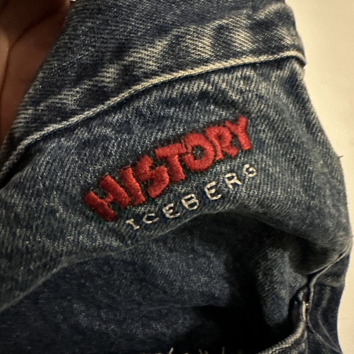 Vintage Iceberg History Mickey Mouse denim jeans Men size Vintage Iceberg History Mickey Mouse denim jeans Men size