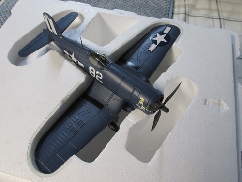 98025 F4U Corsair Armour Collection (Italy) Not Franklin Mint - Picture 7 of 8
