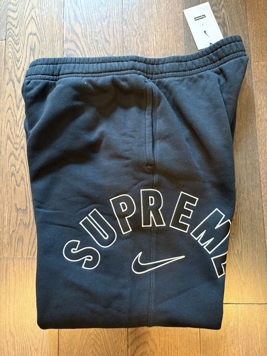 Nike x SUPREME Men's Sweatpants Black Sz M Medium in Nike x SUPREME Men's Sweatpants Black Sz M Medium in