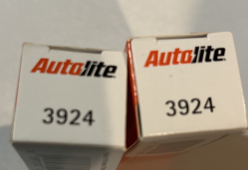 Lot Of 2 Spark Plugs-Copper Resistor Autolite 3924 - New - Old Stock - Fast Ship