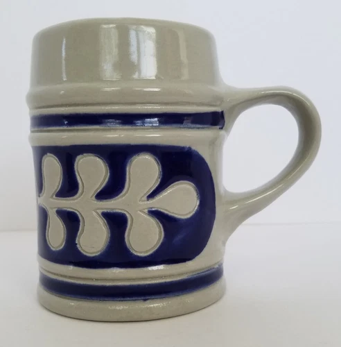 Williamsburg Pottery Salt Glaze Mug/Tankard Leaf Design Cobalt Blue Gray 18 oz 
