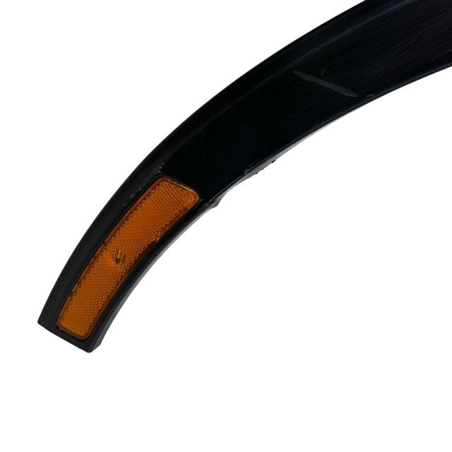 Bentley Bentayga 2017-2020 FRONT+LEFT Wheel arch molding