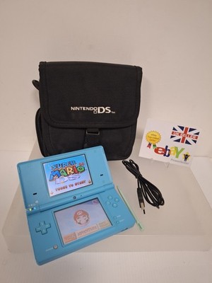 Hellblau Nintendo Dsi Bundle Konsole Stift USB Kabel Tragetasche & Super Mario 64.