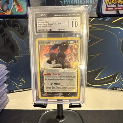 Umbreon Star 17/17 CGC 10 Celebrations Classic Collection Holo Pokémon 2021