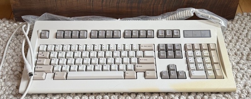 NOS Vintage Unisys PCK-101 Mechanical Keyboard AT 5-Pin DIN Beige NEW 90’s IBM
