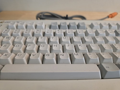 VINTAGE Gateway 2000 Digital Clicky Keyboard 2000 2196003 Wired PS2 PS/2 - Picture 3 of 10