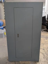 🤪 SQUARE D 225 AMP MAIN LUG PANELBOARD 240 VAC 3Ø 4W 42 CIR NQOD442L225CU