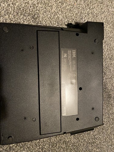 IBM THINKPAD DOCKING STATION & charger Type 74P6733 For T40 R50 X30 T30 R40 A30 - Picture 9 of 9