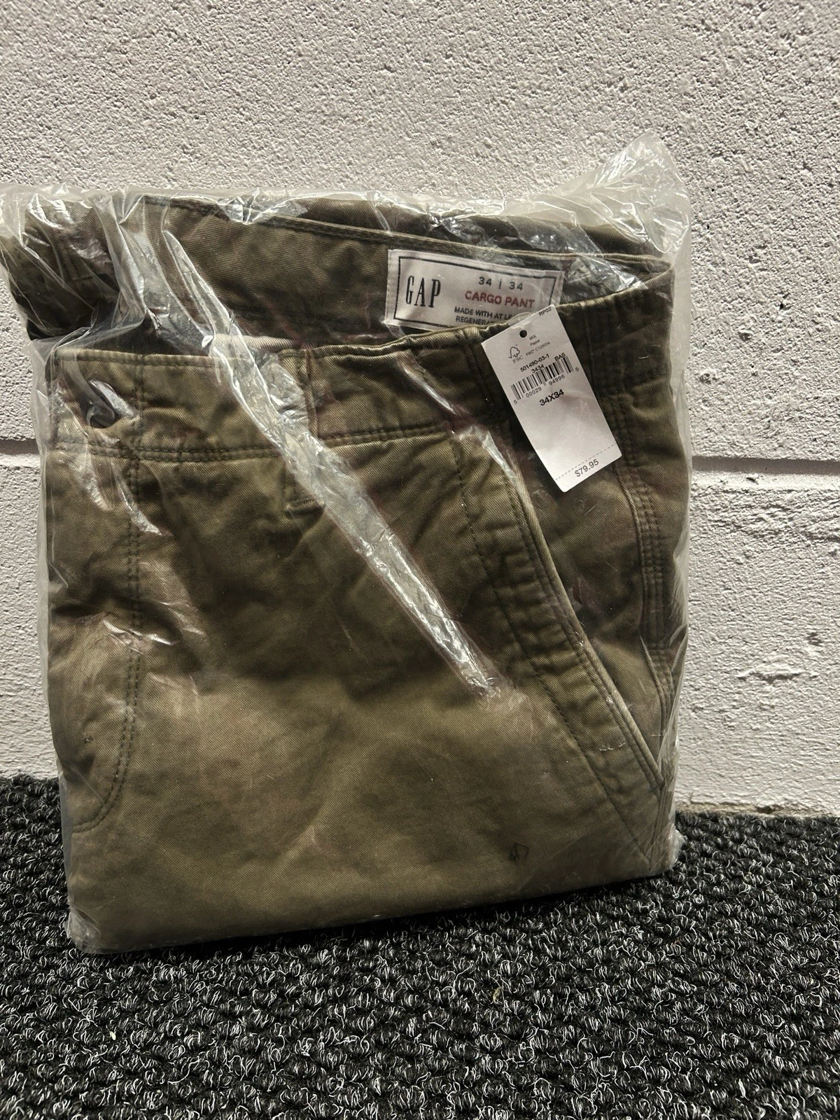GAP Men’s Cargo Pants 34x34 Olive Green – New With Tags – Utility Tactical Style
Opens in a new wind