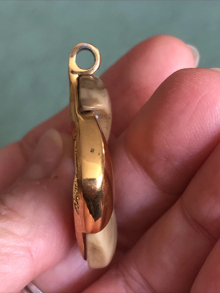 Ciondolo Trifari Oro E Lucite - Immagine 3 di 4