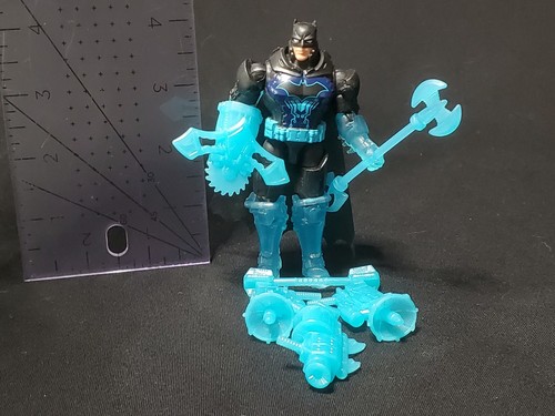 2021 Spin Master DC Comics Batman Bat-Tech Crawler Batman 4" Action Figure - Picture 2 of 7