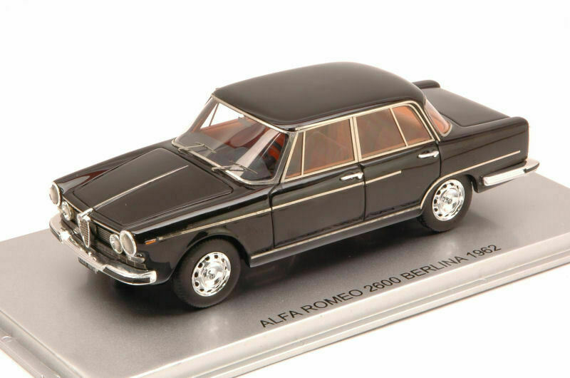 Alfa Romeo 2600 Berlina 1962 Kess KE43000171 : voiture miniature 1:43 en série limitée