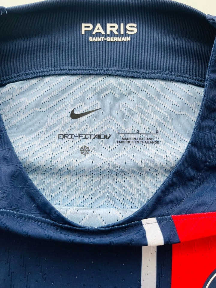 CAMISETA/SHIRT/TRIKOT/MAGLIA PSG HOME 22/23 MBAPPÉ #7 SIZE L  NIKE DX2620-411 - Imagen 4 de 4