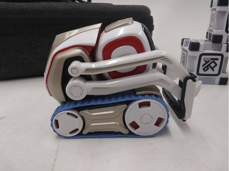 Anki 000-00057 Cozmo Robot in Old Packaging 810559020707| eBay