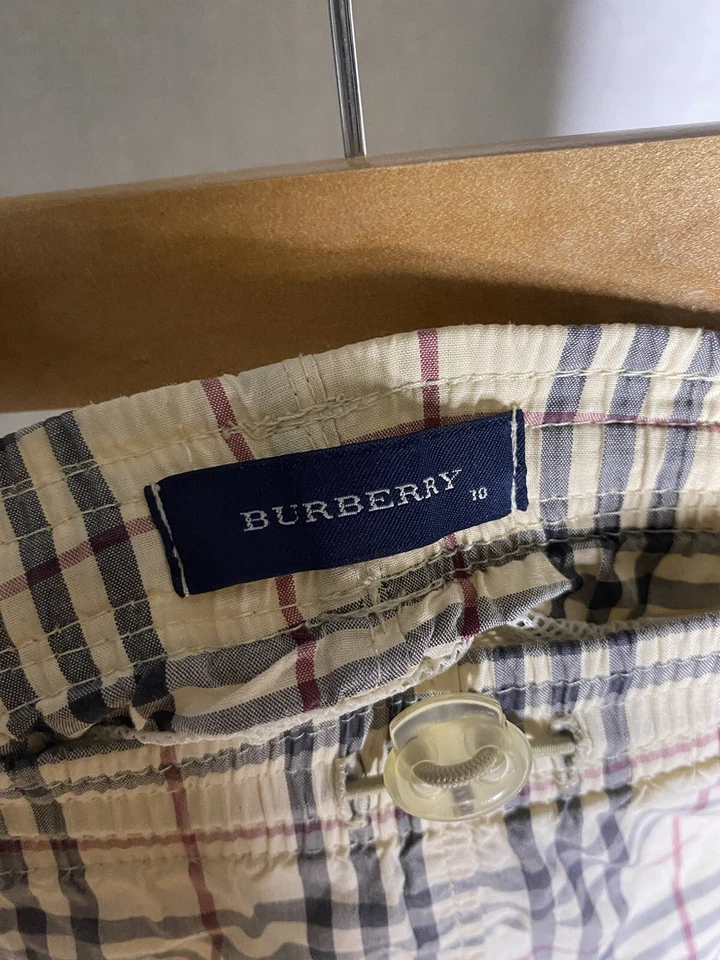 Bermuda de natação Burberry London infantil juvenil 10 anos Nova Check juvenil - Imagem 4 de 4