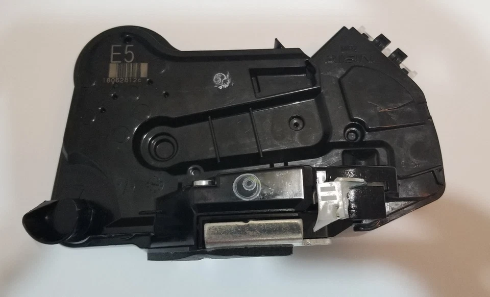 NUEVO Actuador de cerradura de puerta delantero derecho genuino LEXUS # 69030-02380 Foto 3 de 4