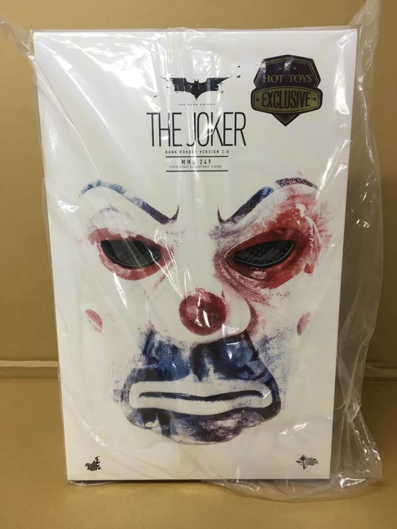 Hot Toys MMS249 The Dark Knight The Joker 1/6 figure Bank Robber