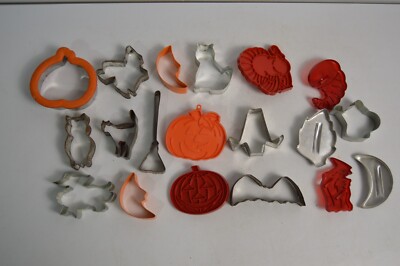 19 Vintage Halloween Cookie Cutters Harvest Thanksgiving Pumpkin Bat Witch Lot