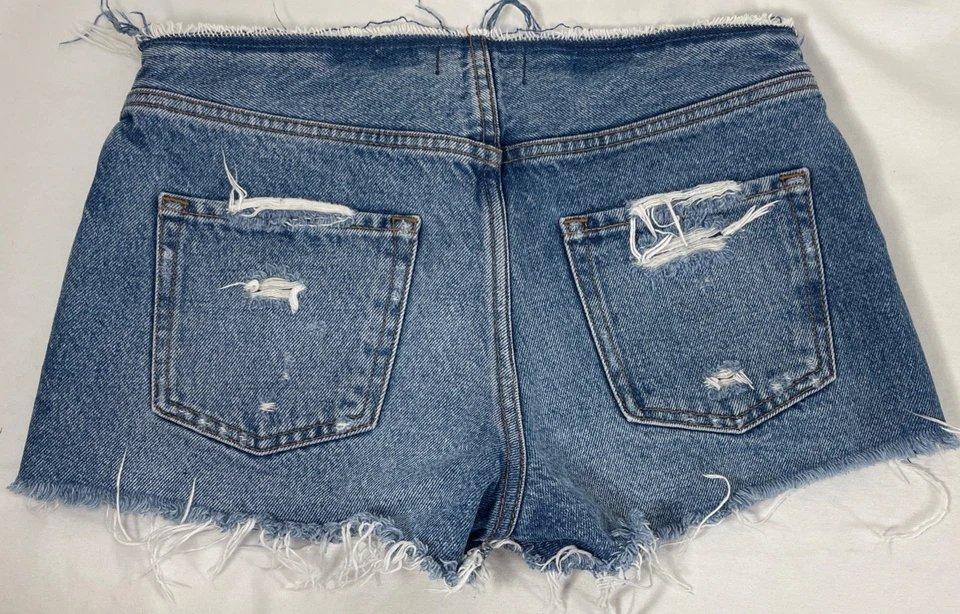 Abercrombie & Fitch Women's Distressed Denim Shorts Size 0 W25 Medium Wash Raw - Image 4 of 4