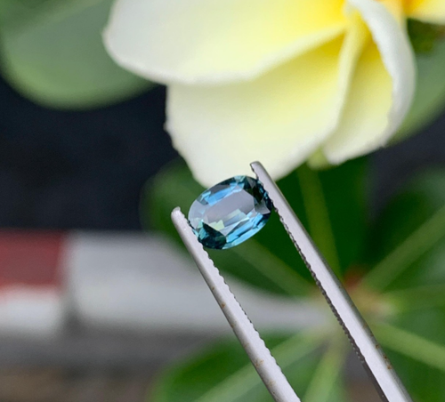 Exquisite 1.23ct Natural Teal Sapphire Oval Cut - 8mm Madagascar Loose Gemstone - Picture 7 of 17