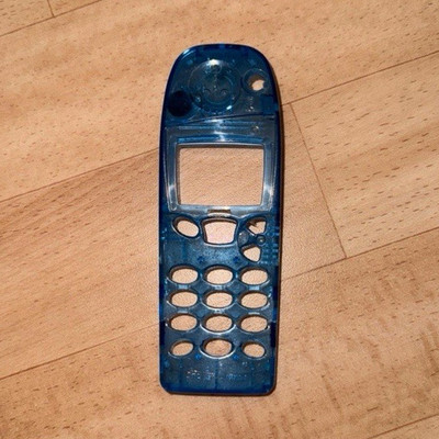 Vintage Nokia Handy-Cover transparent blau aus den 2000er Retro