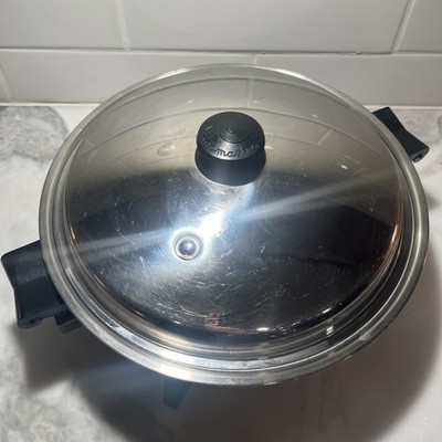 Poêle à noyau d'huile électrique Saladmaster 7817 très propre