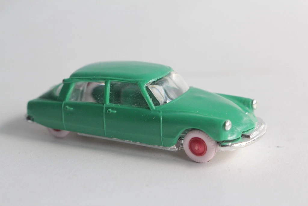 Véhicules miniatures NOREV 1:9 Citroën