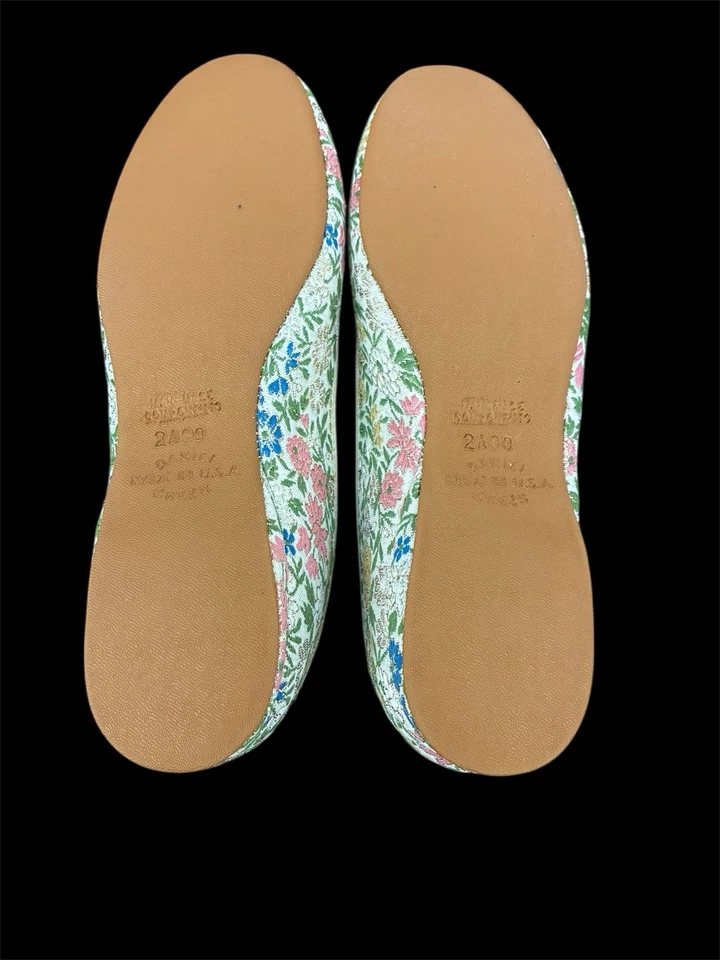 Chinelos femininos Daniel Green Comfort tamanho 8 M tecido floral marfim bordado - Imagem 3 de 4