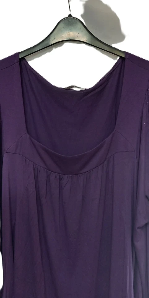 EVANS LADIES PLUS SIZE PURPLE TOP. SIZE 30/32. VGC. SQUARE NECK. 3/4 SLEEVES. - Image 2 of 4