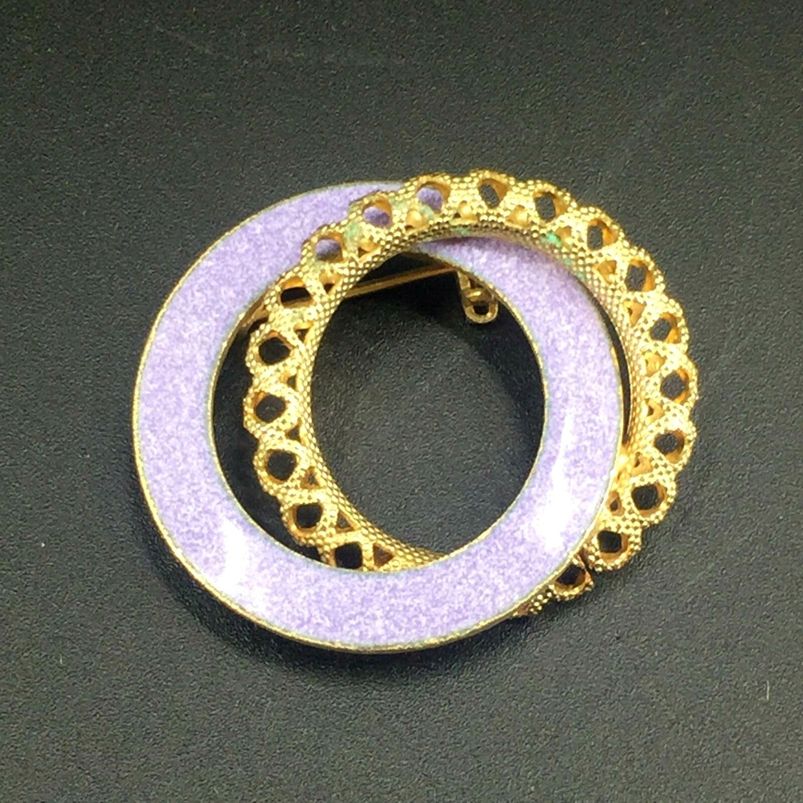 Vintage Gold Tone Mesh Purple Enamel Intertwined Circles Brooch Pin