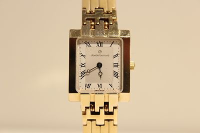 南仏　DIEULEFIT　 オーバル RETRO BEAUTIFUL SWISS LADIES GOLD PLATED QUARTZ WATCH