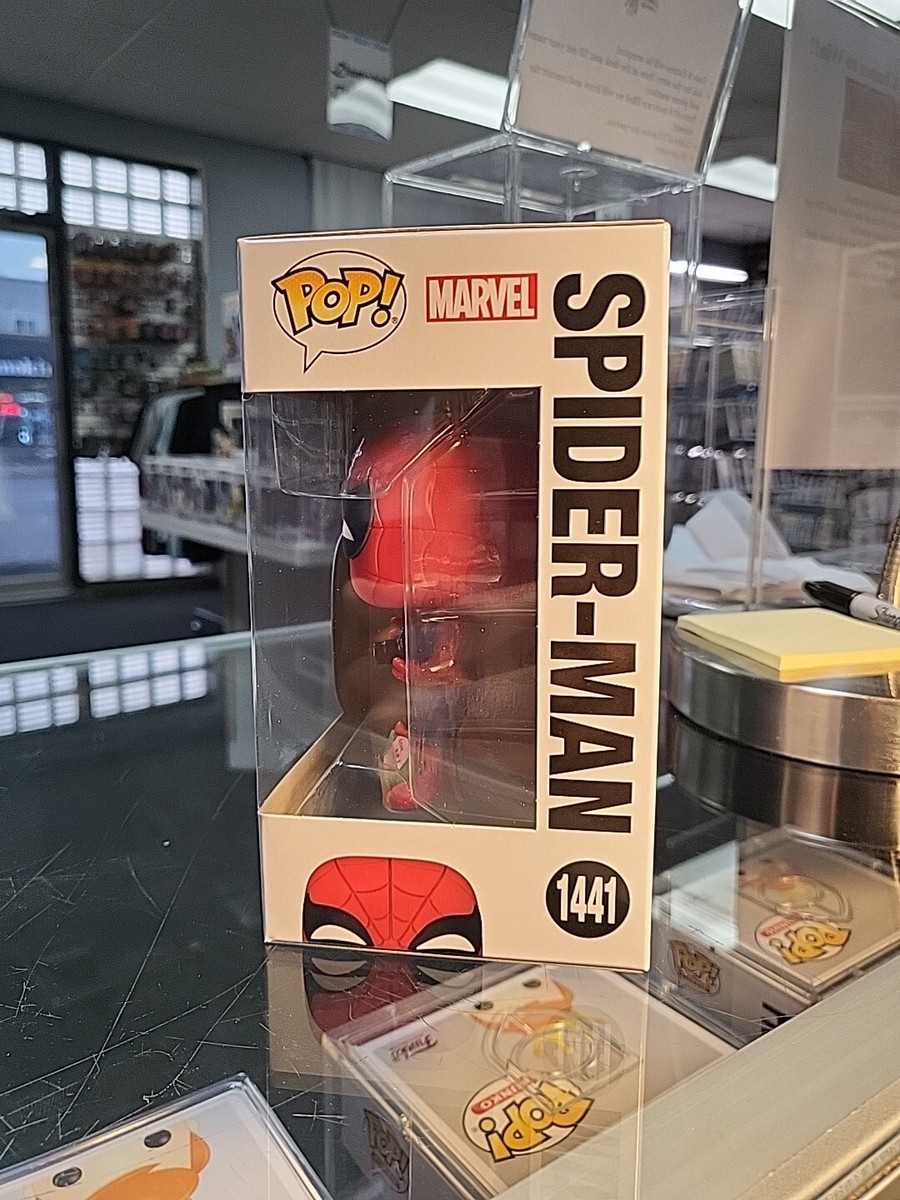 Funko Pop! Vinyl: Marvel - Spider-Man #1442 Ships With Protector