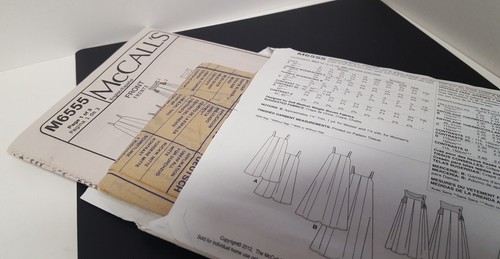 McCall's Dress Pattern M6555 Easy Plus Loose Fit Pleated Long Uncut FF Size 8-16 - Picture 3 of 4