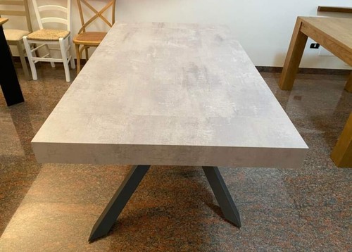Extendable Table Rectangular Legs Metal Finished Beton Modern - Picture 3 of 12