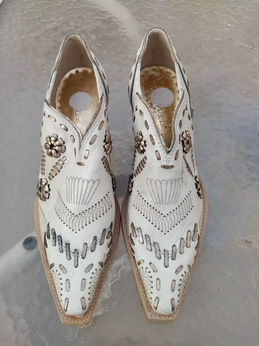 Boot type shop shoes