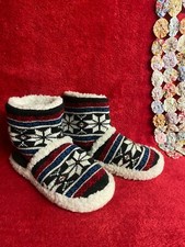 Warm Knit Bootie Slippers with Pretty Bright Design Size Small Faux Fleece Lined