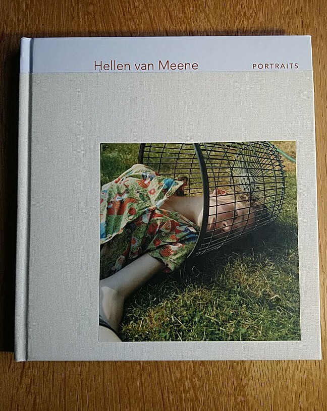 アート・デザイン・音楽 Hellen Van Meene: Portraits by Kate Bush Hellen van Meene PORTRAITS | タイムカプセル