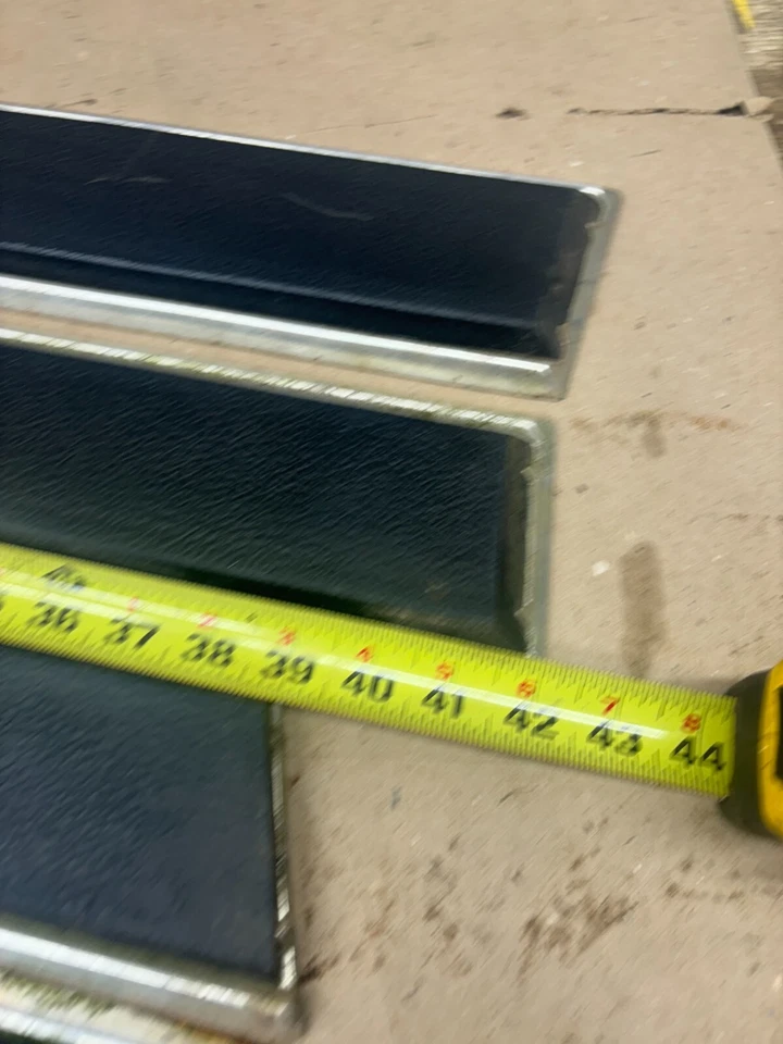 Dodge D100 D150 W100 1981 83 84 86 1993 Ram parte delantera de la cama y moldura de la puerta Foto 3 de 4